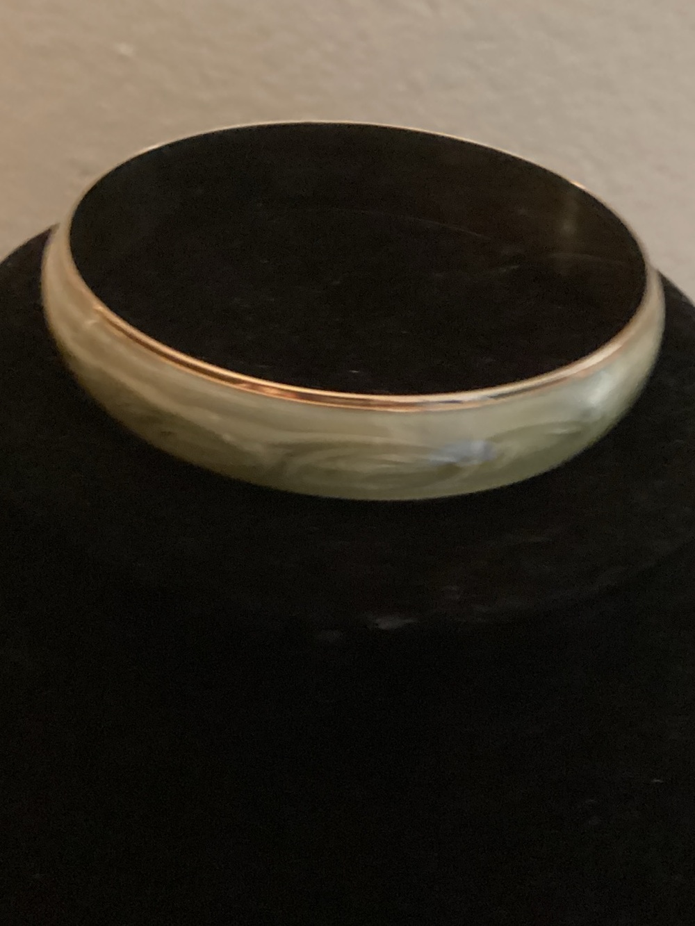 Green Marble with gold accent Avon Bangle Bracelet!